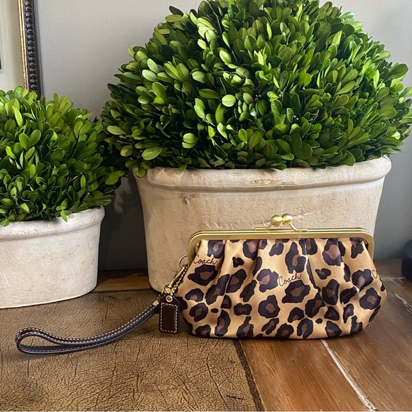 Coach Leopard Ocelot Satin Framed Kisslock - Picture 14 of 15